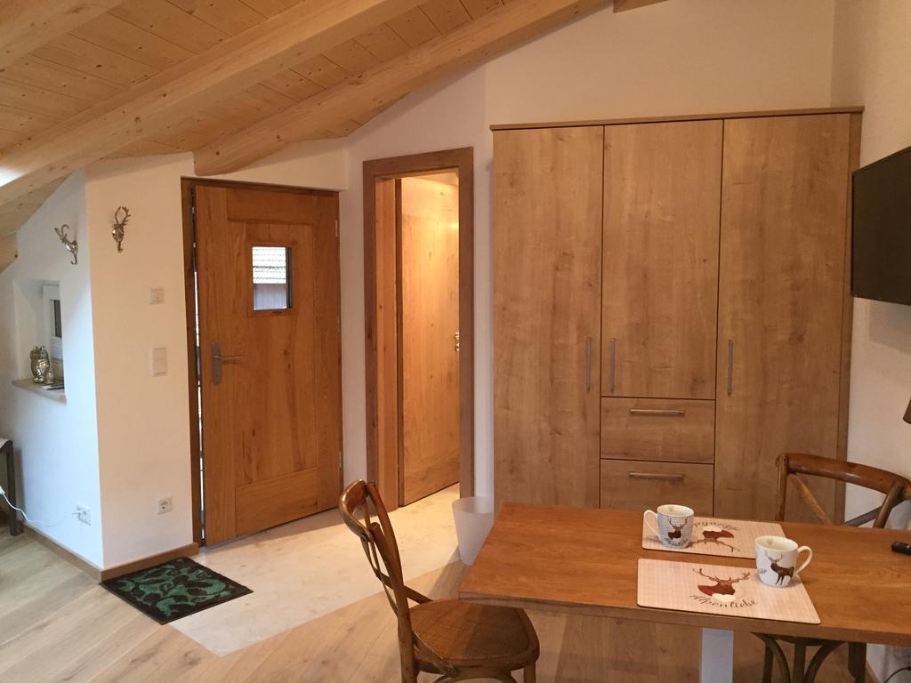Ferienwohnung Ostermair Apartment Gudiberg Garmisch-Partenkirchen Værelse billede